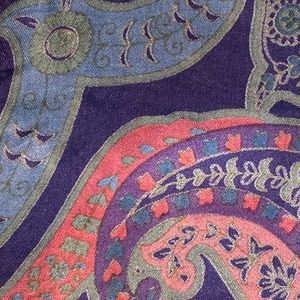 Silk mix scarf/shawl 26W 80L